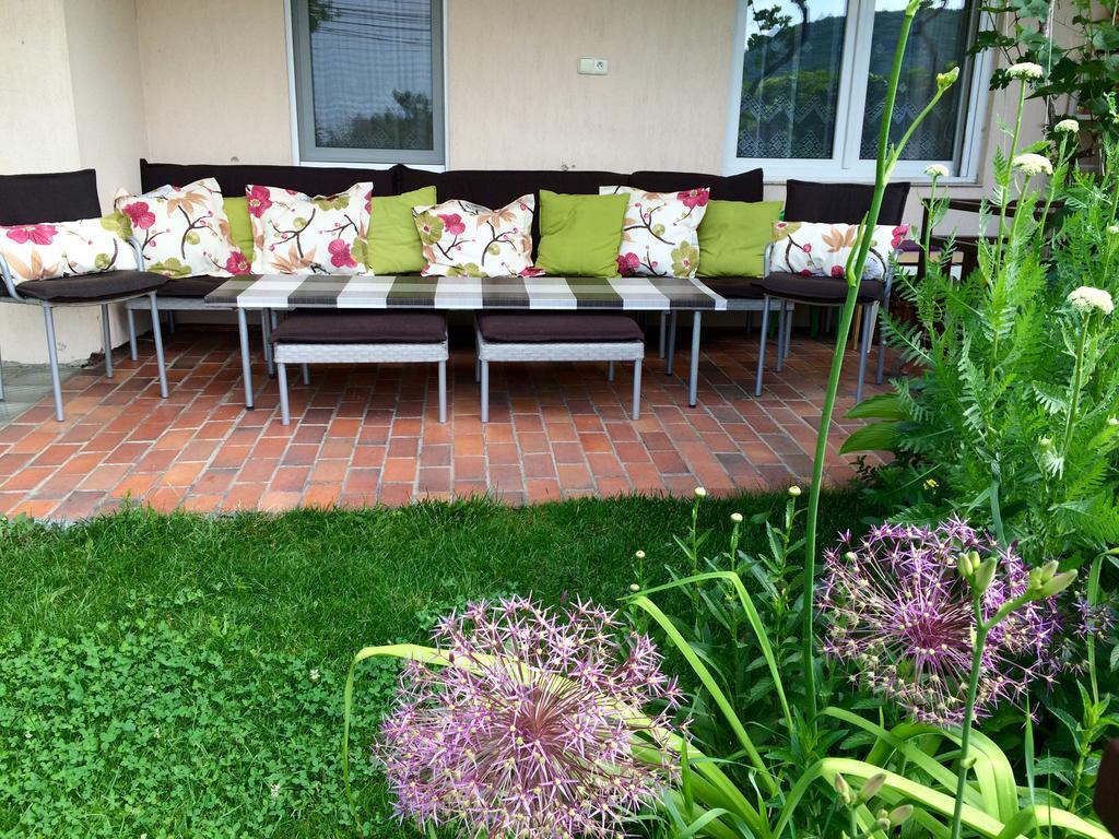Pension Crhan Mikulov Exterior foto