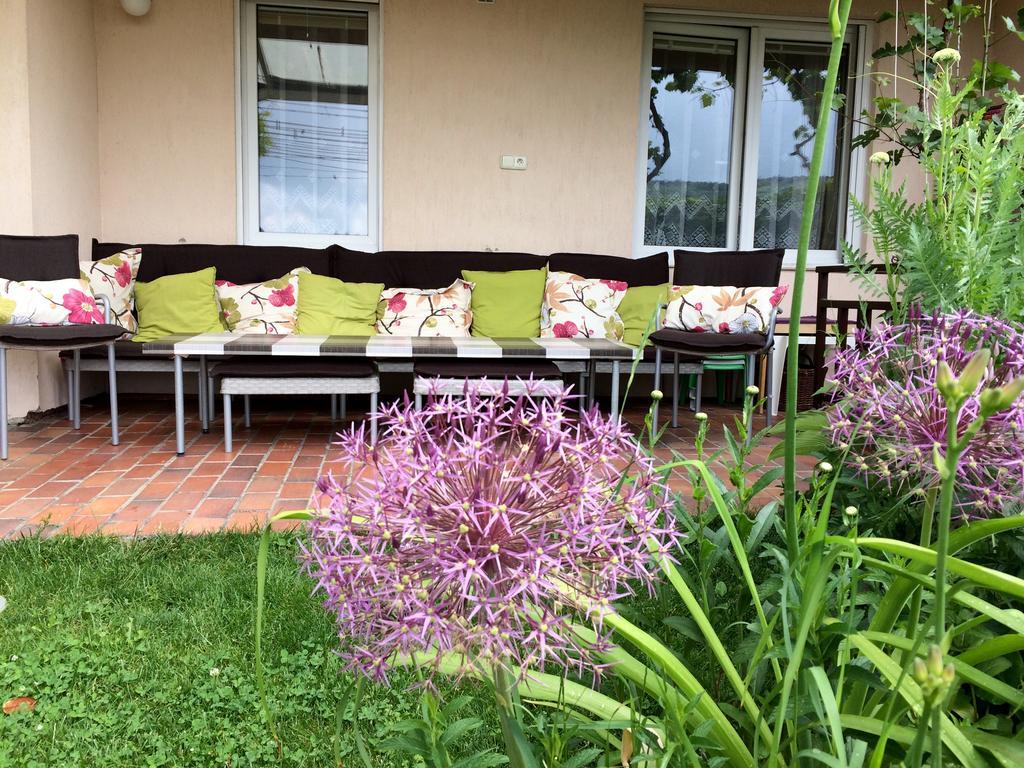 Pension Crhan Mikulov Exterior foto